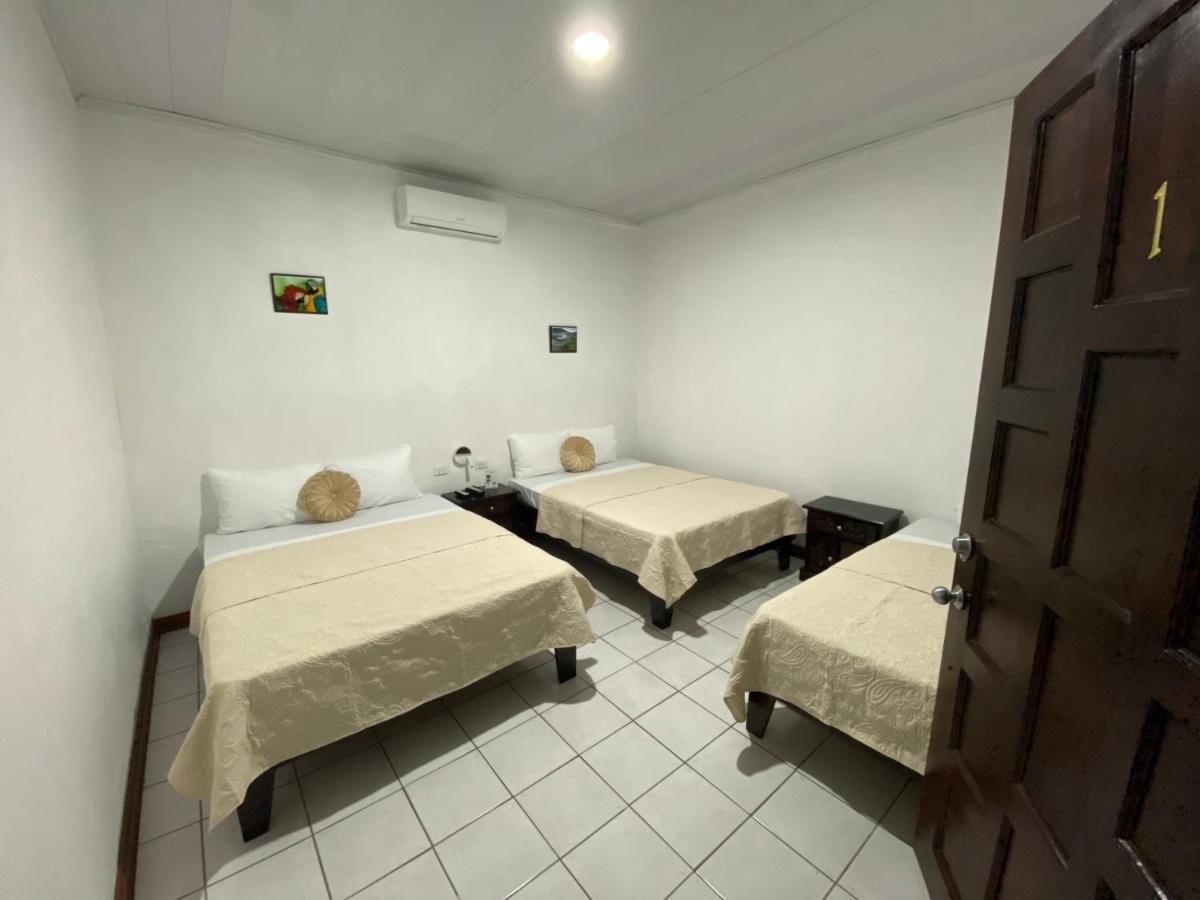 Hotel El Coco Alajuela Dış mekan fotoğraf